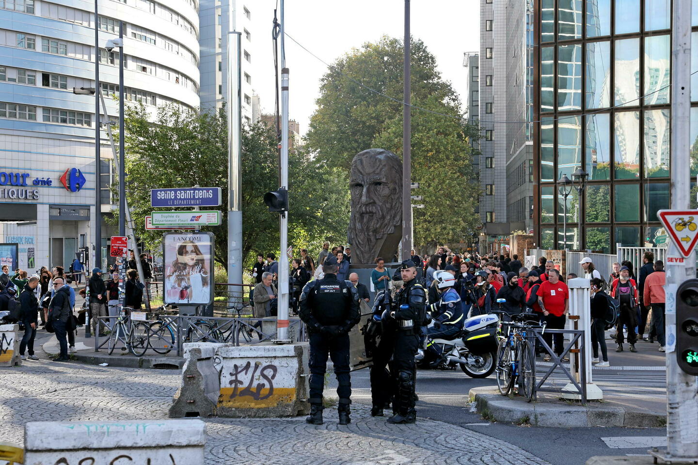 des actions partout en France, mais pas de blocage majeur